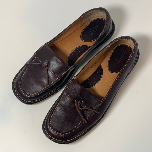 Born Brown Leather Flats Loafers Slip On Shoe Womens 9.5 M - Picture 1 of 8